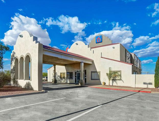 Motel 6 Benson, AZ hotel detail image 1