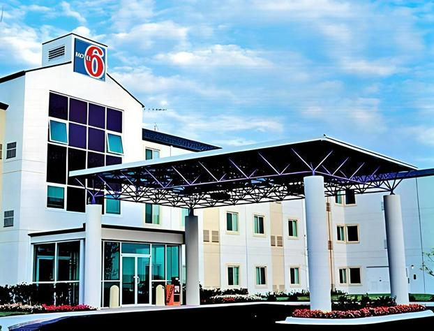 Motel 6 Brooklyn Center, MN - Minneapolis hotel detail image 4