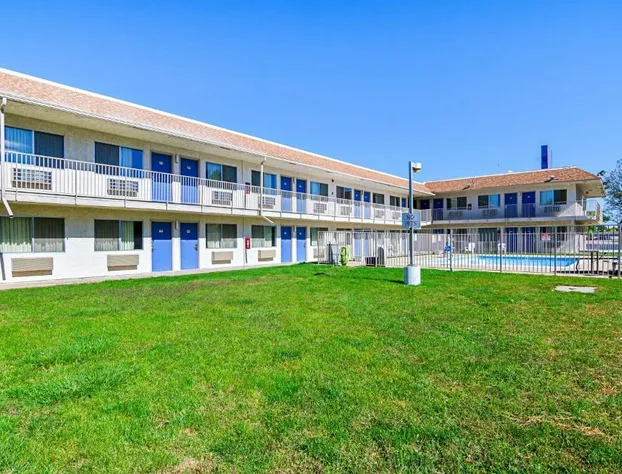 Motel 6 Mitchell, SD hotel detail image 2