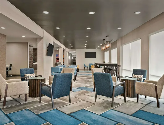 La Quinta Inn & Suites by Wyndham San Bernardino hotel detail image 4