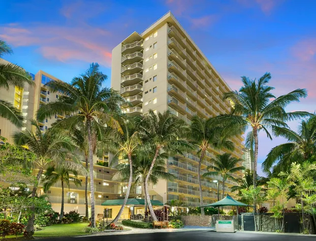 Courtyard by Marriott Waikiki Beach hotel detail image 1