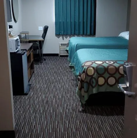 Super 8 by Wyndham Chickasha hotel detail image 4