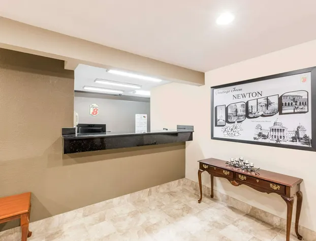 Super 8 by Wyndham Newton hotel detail image 1