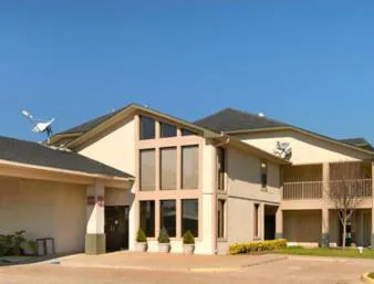 Super 8 by Wyndham Bossier City/Shreveport Area hotel detail image 1