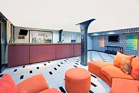 Super 8 by Wyndham Hermitage Nashville hotel detail image 4