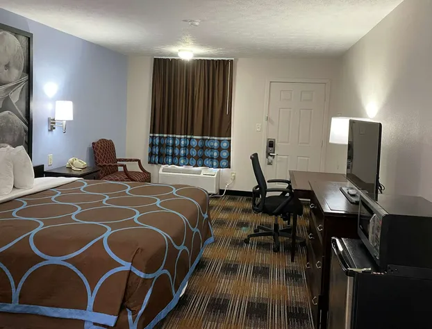 Super 8 by Wyndham Covington hotel detail image 2