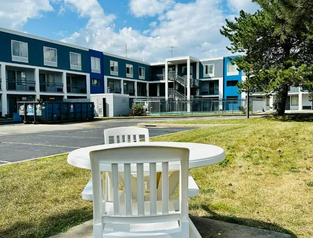 BlissPoint Inn Northwest Indianapolis hotel detail image 1