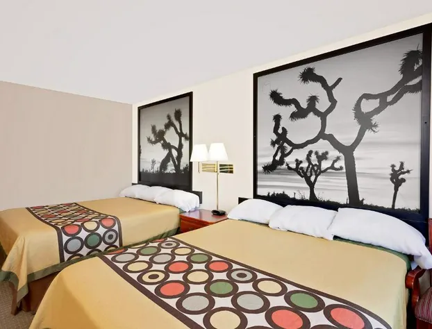 Super 8 by Wyndham Yucca Val/Joshua Tree Nat Pk Area hotel detail image 2