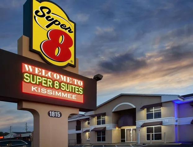Super 8 by Wyndham Kissimmee hotel detail image 1