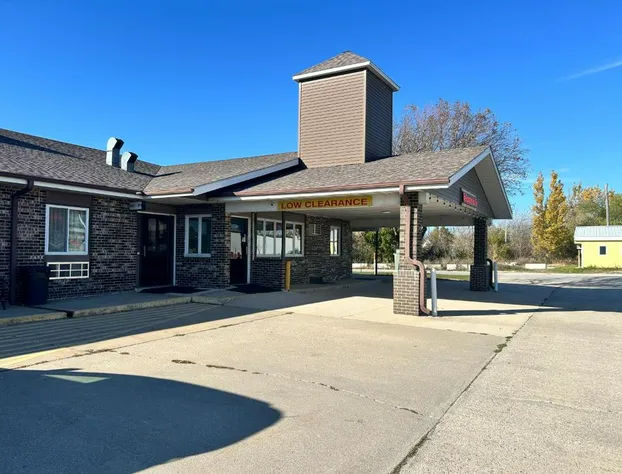 Relax Inn and Suite Adair I 80 hotel detail image 2