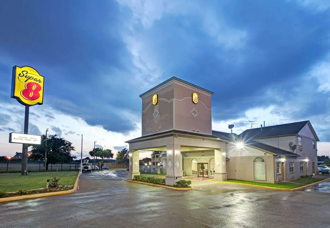 Super 8 Dallas-Mesquite hotel hero