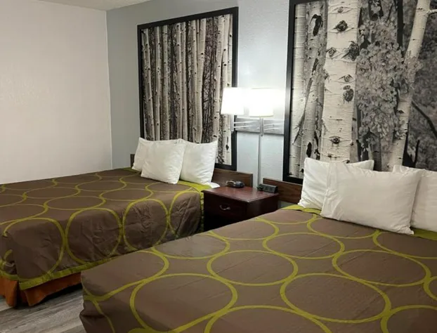 Super 8 by Wyndham Trinidad hotel detail image 4