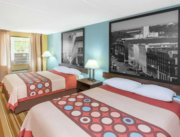 Super 8 by Wyndham Dothan hotel detail image 3