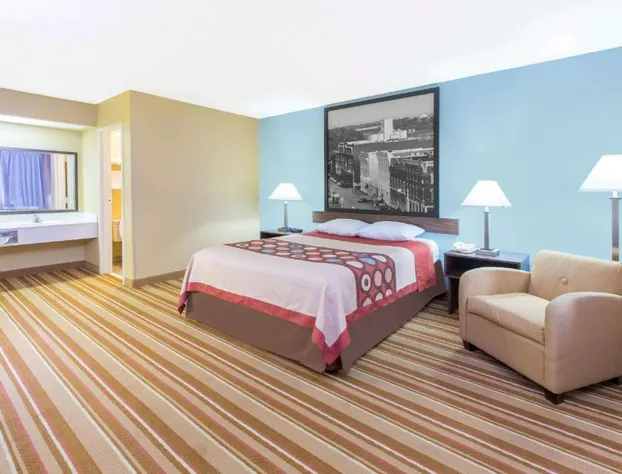 Super 8 by Wyndham Dothan hotel detail image 4