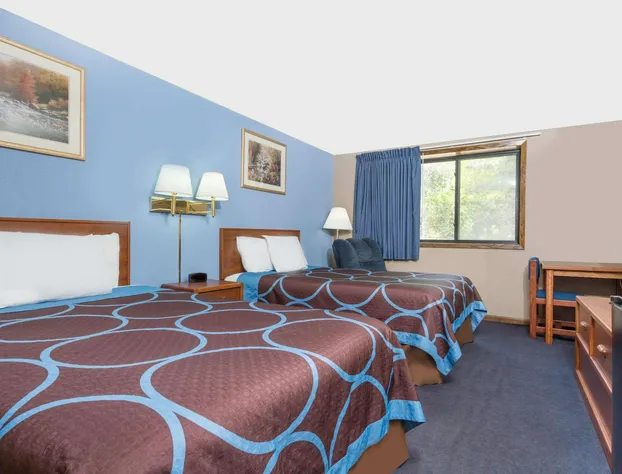 Super 8 by Wyndham Mankato hotel detail image 3