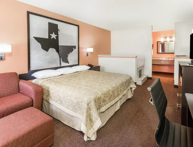 Premier Inn Palestine hotel detail image 4