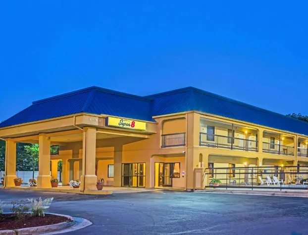 Super 8 by Wyndham Norcross/I-85 Atlanta hotel detail image 1