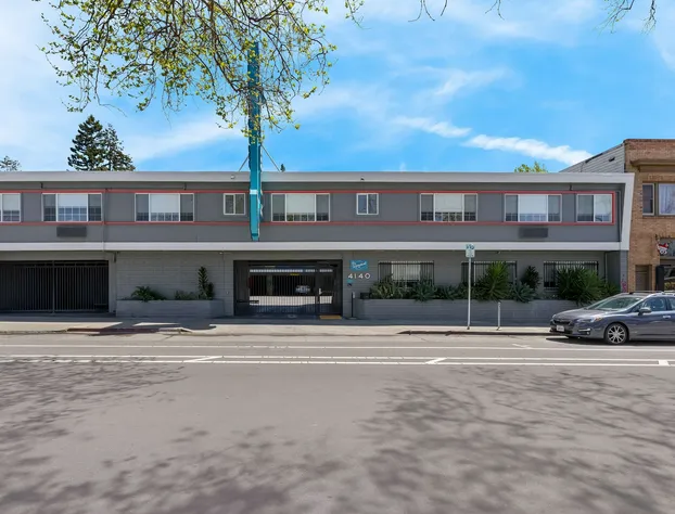 Signature Inn Oakland hotel detail image 4