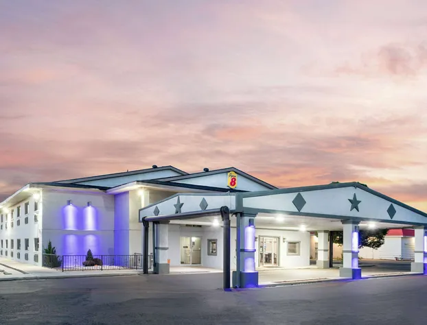 Super 8 by Wyndham Amarillo Central TX hotel detail image 2