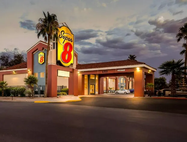 Super 8 by Wyndham Marana/Tucson Area hotel detail image 1