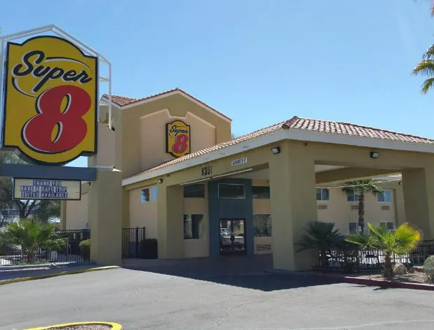 Super 8 by Wyndham Marana/Tucson Area hotel detail image 3