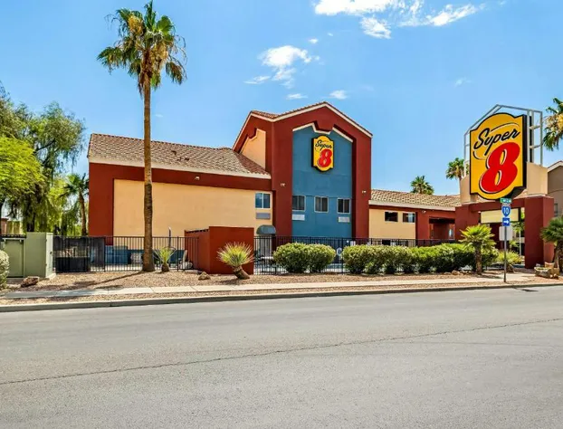 Super 8 by Wyndham Marana/Tucson Area hotel detail image 1