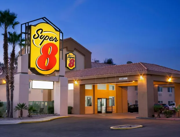 Super 8 by Wyndham Marana/Tucson Area hotel detail image 2