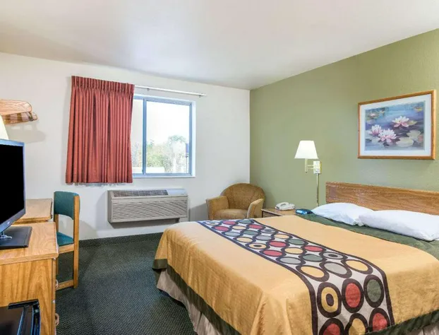 Super 8 by Wyndham West Middlesex/Sharon Area hotel detail image 1