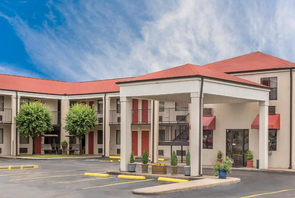 Super 8 by Wyndham Bryant Little Rock Area hotel hero