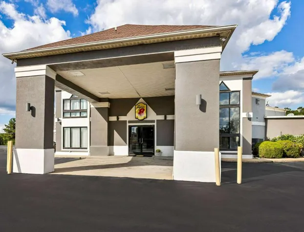 Super 8 by Wyndham Dickson hotel detail image 4