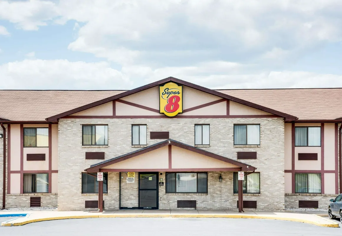Super 8 by Wyndham Kutztown/Allentown Area hotel hero