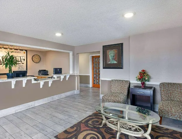 Super 8 by Wyndham Somerset hotel detail image 2