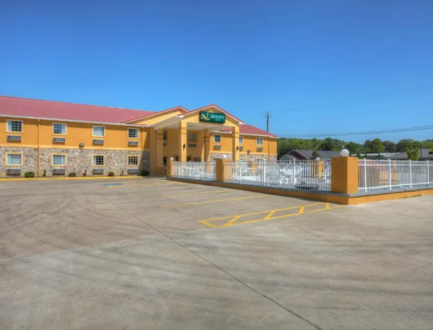 Quality Inn Fort Payne hotel detail image 4