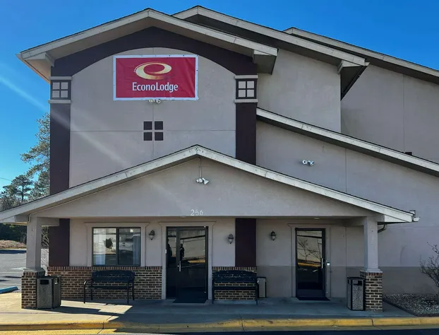 Econo Lodge hotel detail image 1