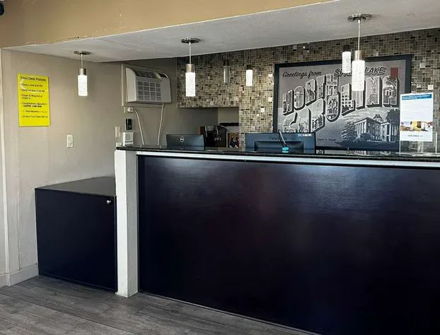 Econo Lodge hotel detail image 2