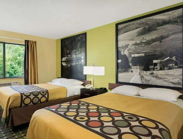 Super 8 by Wyndham Marietta hotel detail image 2