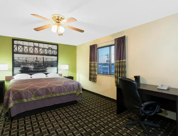 Super 8 by Wyndham Marietta hotel detail image 1