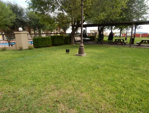 Super 8 by Wyndham Ft Stockton hotel detail image 3