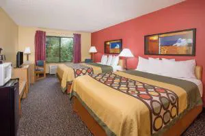 Super 8 by Wyndham Appleton hotel detail image 3