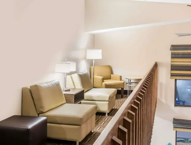 Super 8 by Wyndham Longmont/Twin Peaks hotel detail image 1