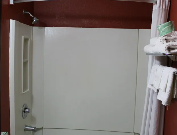 Super 8 by Wyndham Kalamazoo hotel detail image 4