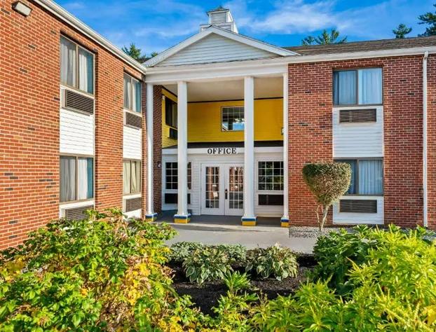 Days Inn by Wyndham Brunswick Bath Area hotel detail image 2