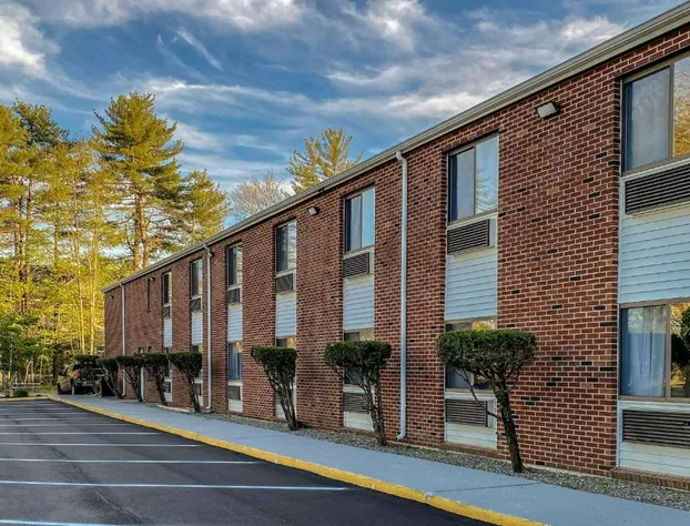 Days Inn by Wyndham Brunswick Bath Area hotel detail image 4