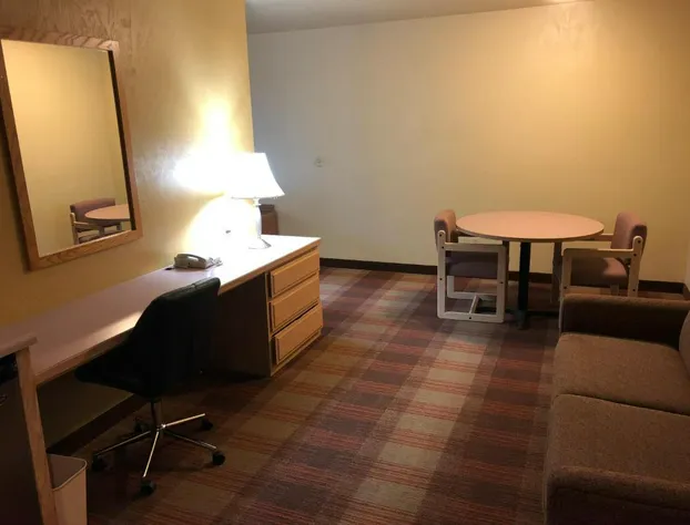 Super 8 by Wyndham Kennewick hotel detail image 3