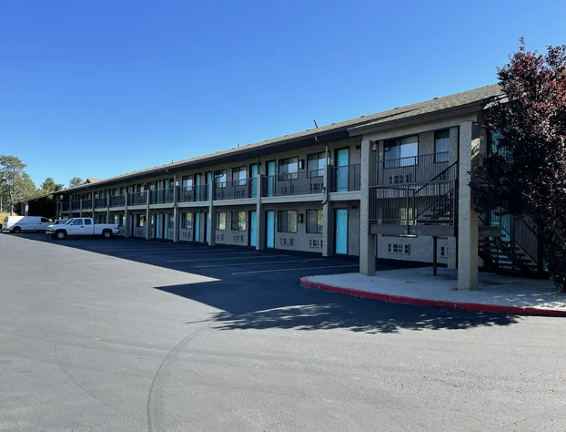 Super 8 Flagstaff I-40 Ex 198 Lucky Lane hotel detail image 2