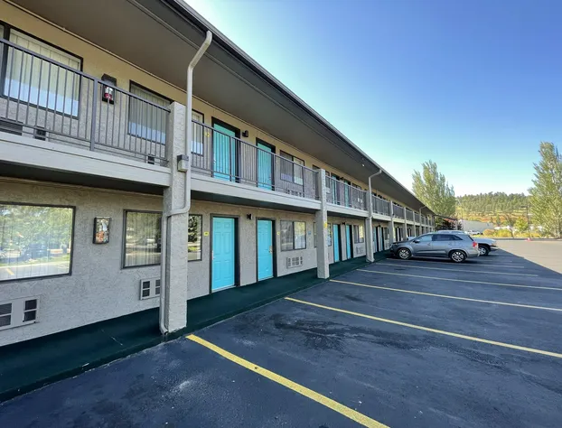 Super 8 Flagstaff I-40 Ex 198 Lucky Lane hotel detail image 4