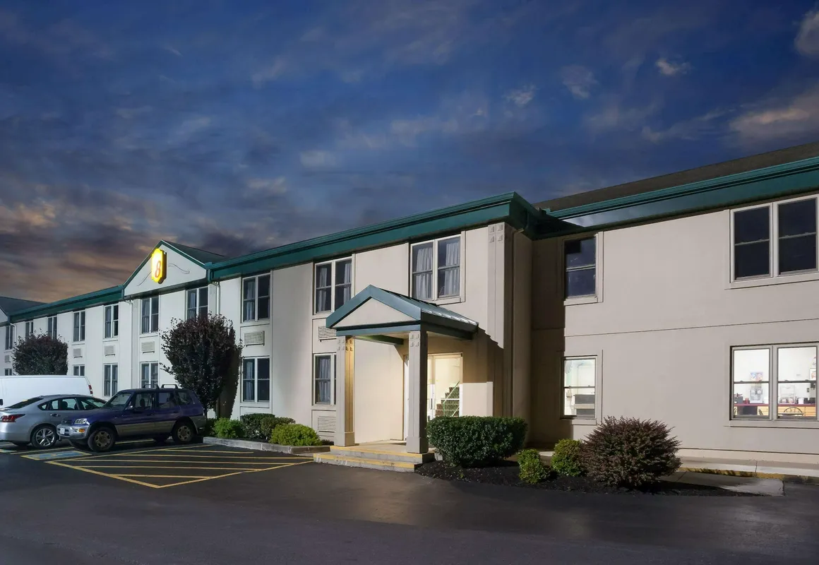 Super 8 by Wyndham Harrisburg Hershey West hotel hero