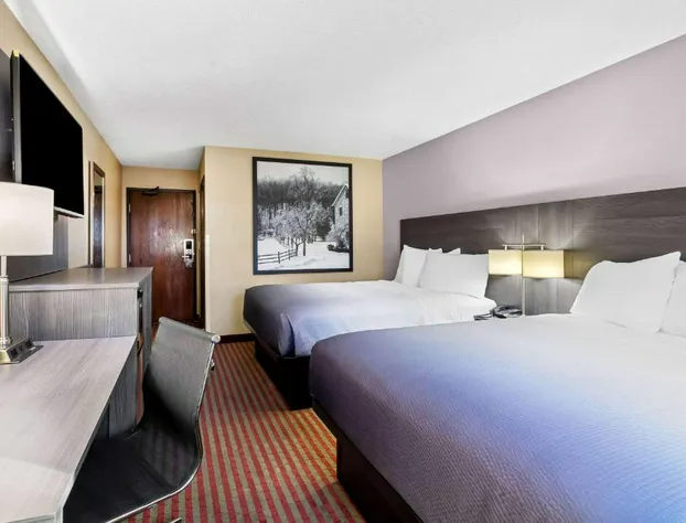 Super 8 by Wyndham Amsterdam hotel detail image 1