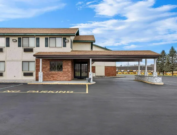 Super 8 by Wyndham Amsterdam hotel detail image 1