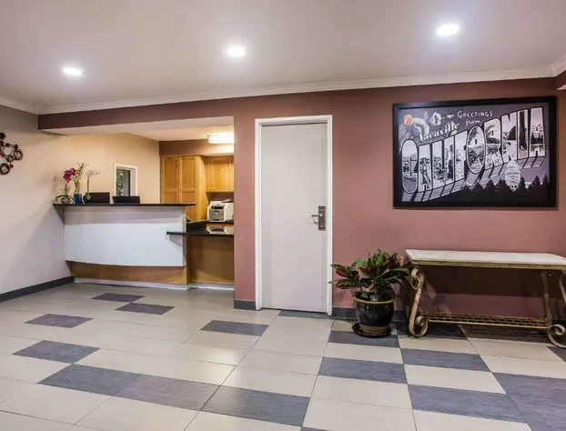 Super 8 by Wyndham Vacaville hotel detail image 3